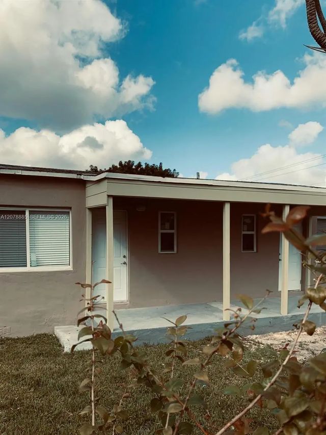 4 of 28 - 2129 Nw 75th Street, Miami, FL