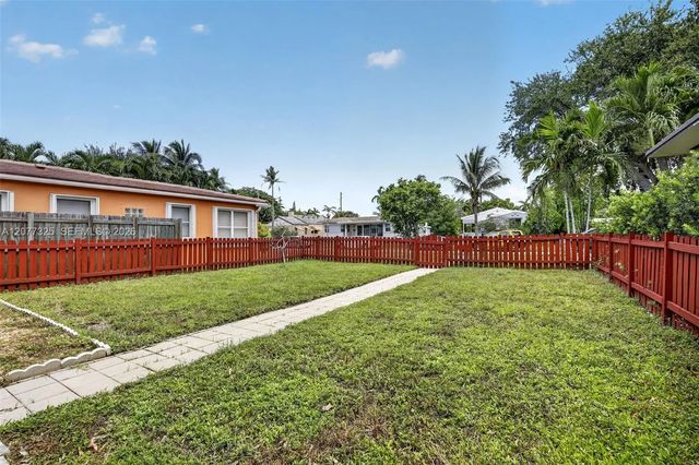 2 of 31 - 1527 Jackson Street, Hollywood, FL