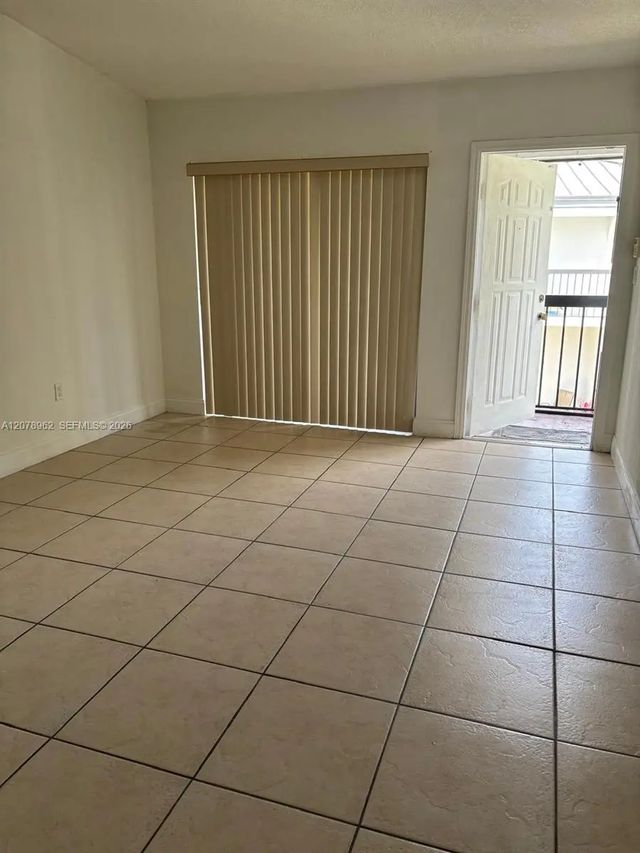 5 of 23 - 18290 Mediterranean Boulevard #7-5, Hialeah, FL