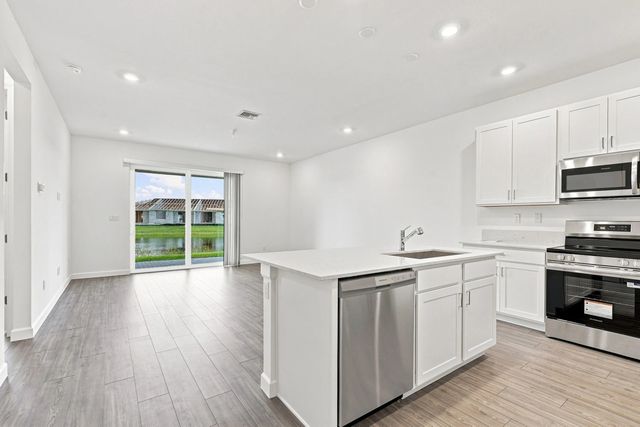4 of 22 - 3718 Harborside Avenue, Fort Pierce, FL
