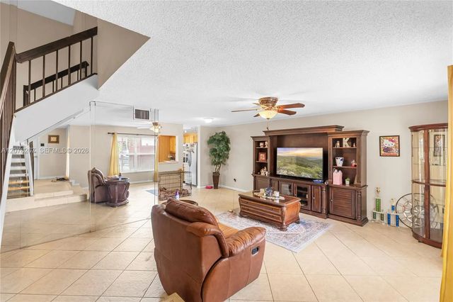 3 of 33 - 1231 W Fairway Road, Pembroke Pines, FL