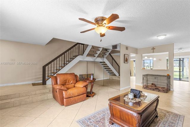 4 of 33 - 1231 W Fairway Road, Pembroke Pines, FL