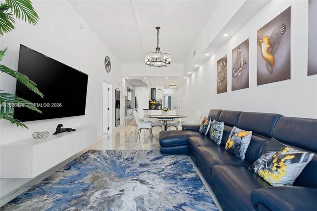4 of 30 - 3029 Ne 188th Street #1021, Aventura, FL