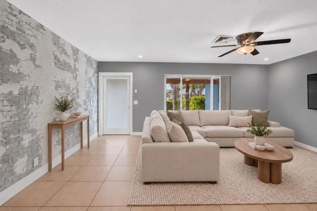 2 of 61 - 1023 Sw 25th Place, Boynton Beach, FL