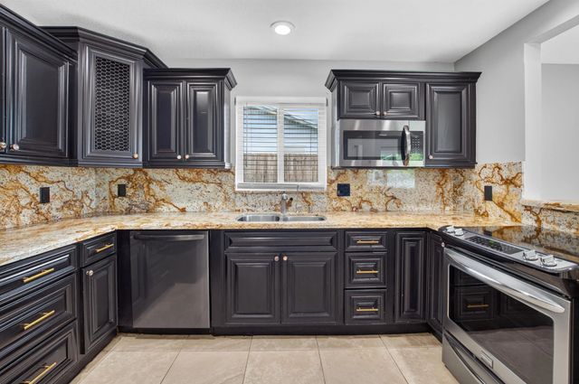 3 of 61 - 1023 Sw 25th Place, Boynton Beach, FL