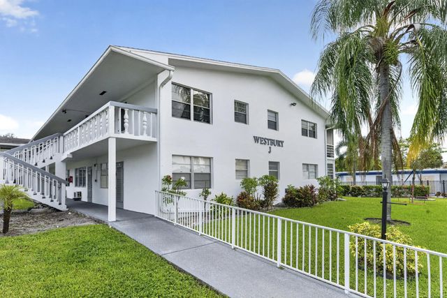 2 of 23 - 169 Westbury J #169, Deerfield Beach, FL