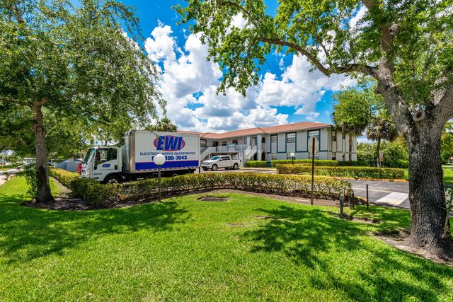 3 of 30 - 10675 Royal Palm Boulevard, Coral Springs, FL