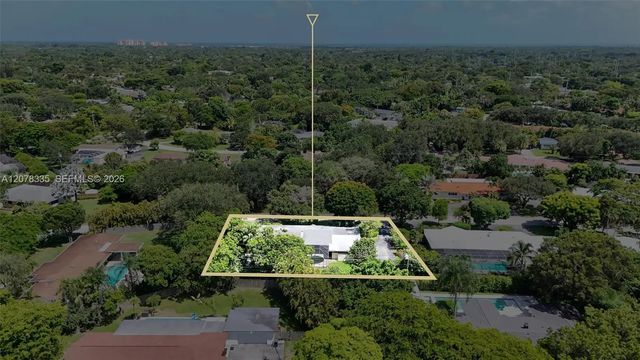 5 of 39 - 7765 Sw 133rd Terrace, Pinecrest, FL
