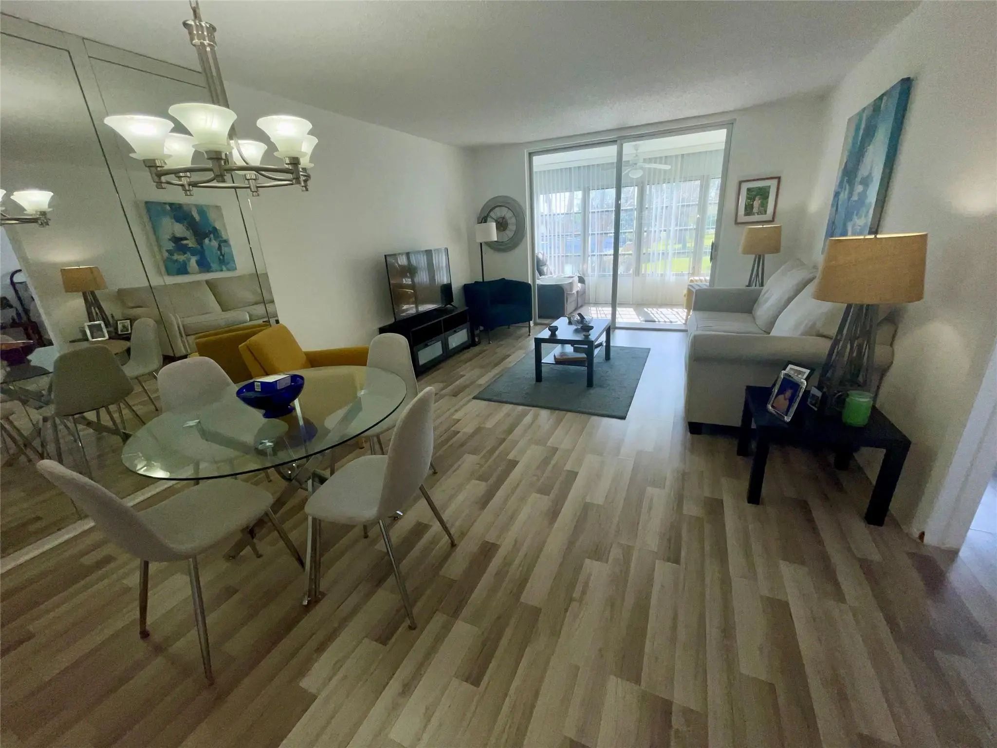 5860 Nw 64th Avenue #206, Tamarac