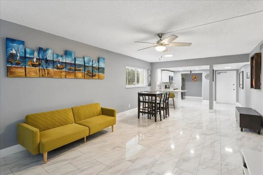 6600 Royal Palm Boulevard #215b, Margate