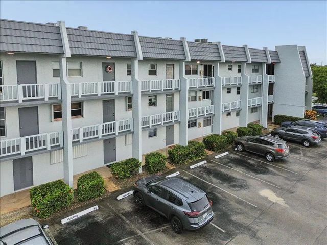 3 of 23 - 6600 Royal Palm Boulevard #215b, Margate, FL