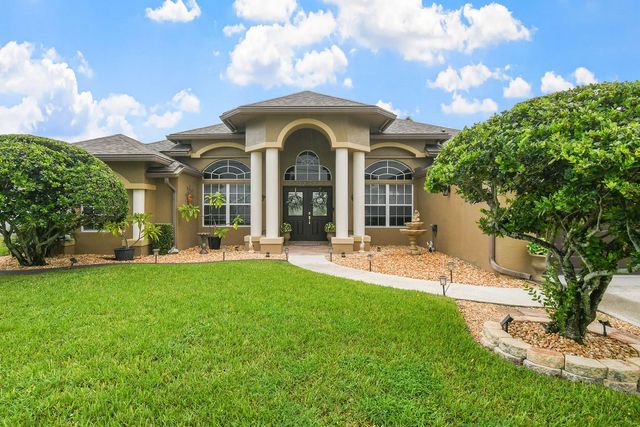 390 Sw Jeanne Avenue, Port St. Lucie