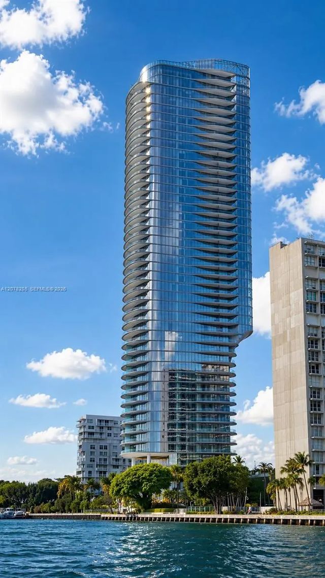 175 Se 25th Road #504, Miami