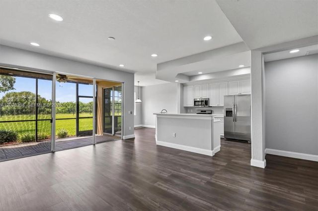 3 of 46 - 8351 Nw 128th Lane #22-b, Parkland, FL