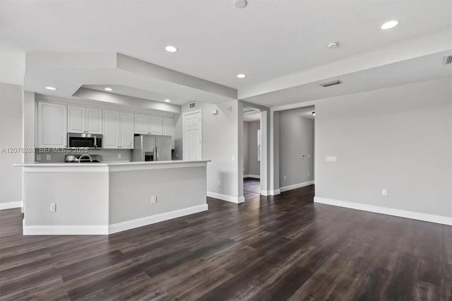 5 of 46 - 8351 Nw 128th Lane #22-b, Parkland, FL