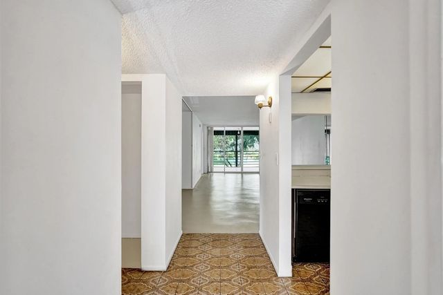 5 of 80 - 1811 Sabal Palm Drive #203, Davie, FL