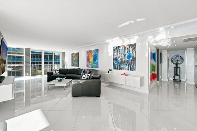3 of 35 - 1360 S Ocean Boulevard #2305, Pompano Beach, FL