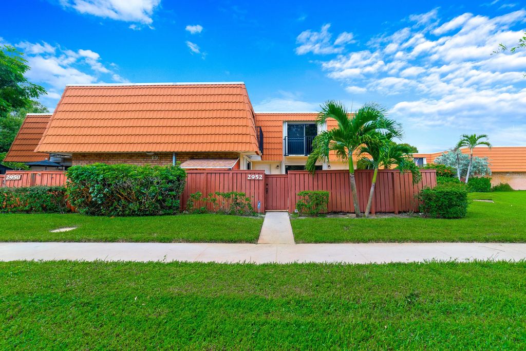 2952 Sw 12th Street, Deerfield Beach
