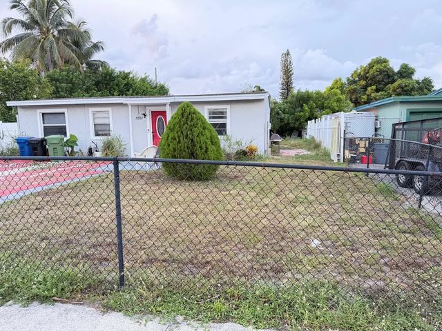2 of 7 - 1201 Nw 11th Place, Fort Lauderdale, FL