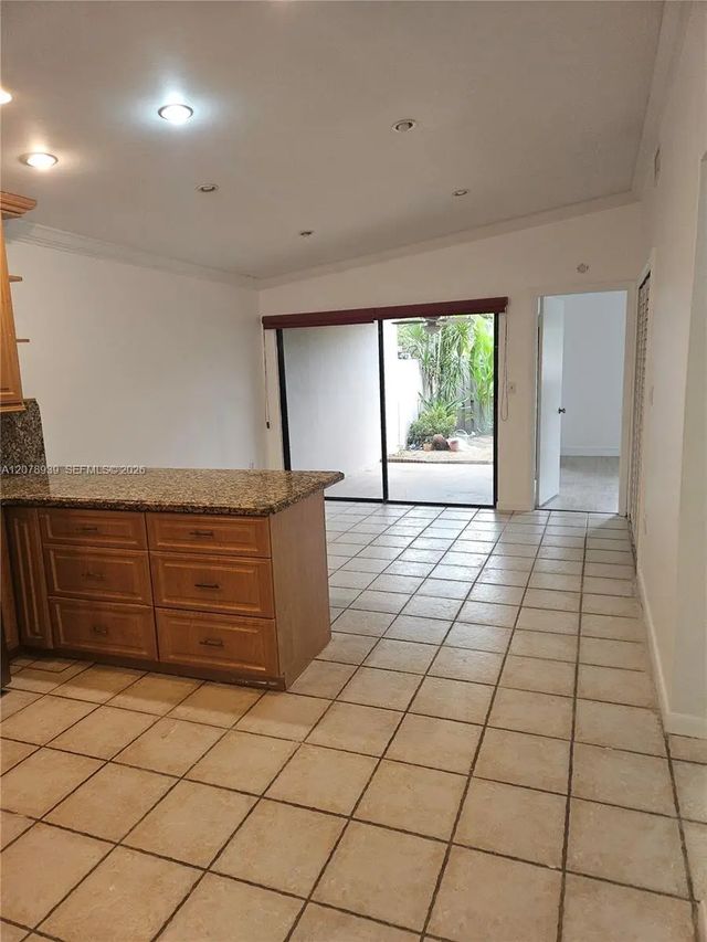 5 of 14 - 10634 Sw 75th Lane, Miami, FL
