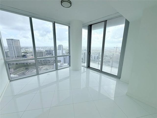 2 of 53 - 851 Ne 1st Avenue #3202, Miami, FL