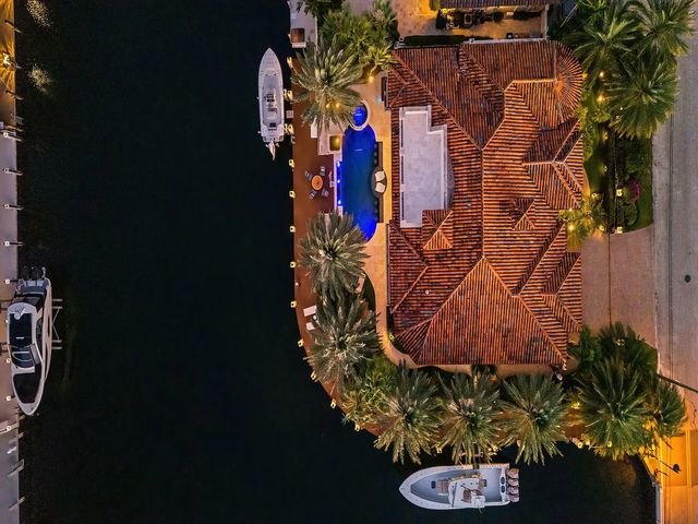 2 of 59 - 2319 Ne 28th Street, Lighthouse Point, FL