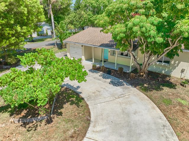 2 of 32 - 191 Se 27th Avenue, Boynton Beach, FL