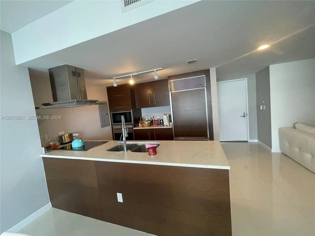 4 of 13 - 495 Brickell Avenue, Miami, FL