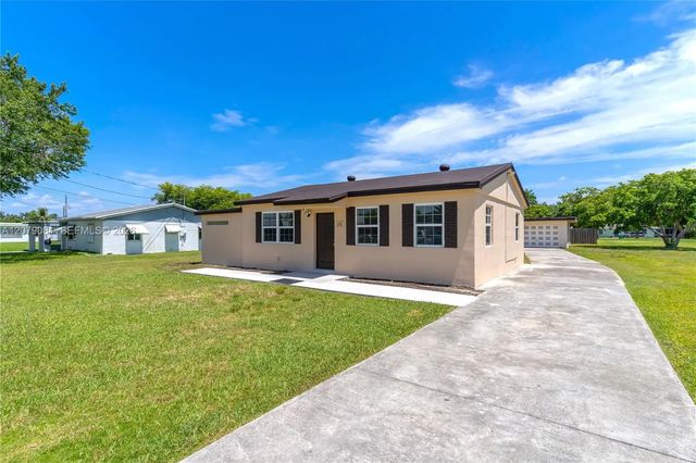 4 of 36 - 378 Sw 6th Street, Florida City, FL