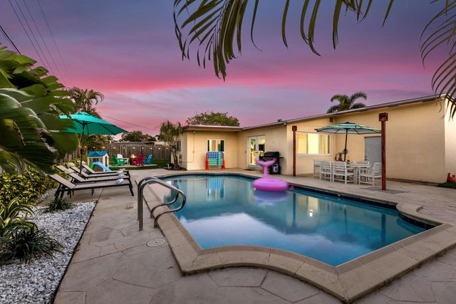 5 Se 11th Court, Deerfield Beach