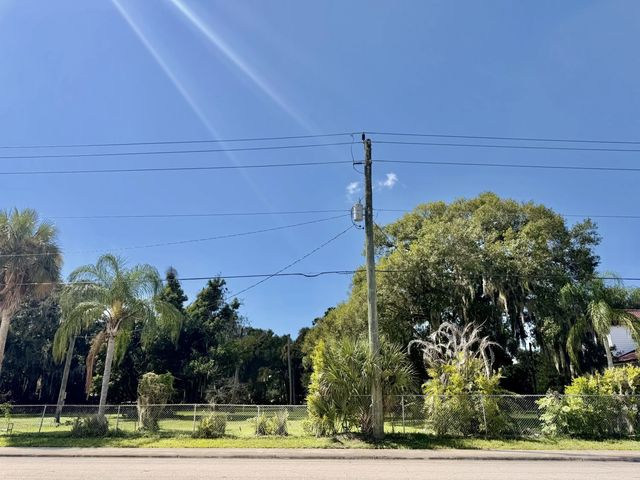 4 of 6 - 202 Se 4th Street, Okeechobee, FL