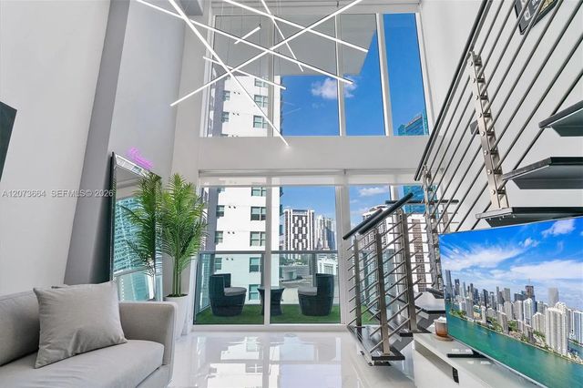 3 of 46 - 41 Se 5th Street #1111, Miami, FL