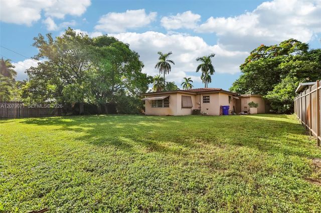 3 of 39 - 3121 Hollywood Boulevard, Hollywood, FL