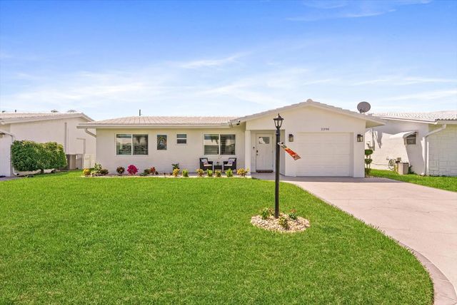 2 of 31 - 2390 Sw 14th Avenue, Boynton Beach, FL