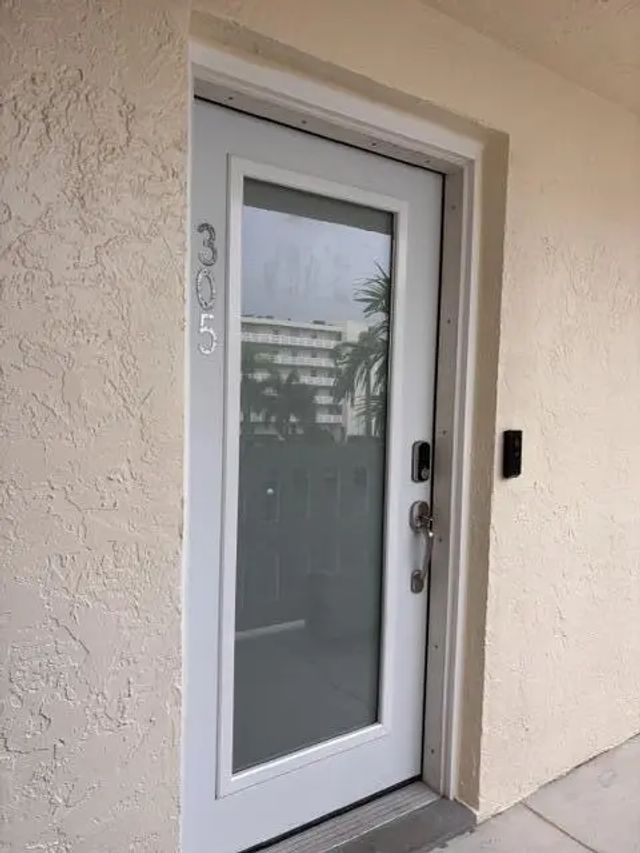 3 of 16 - 401 Se 3rd Street #305, Dania Beach, FL