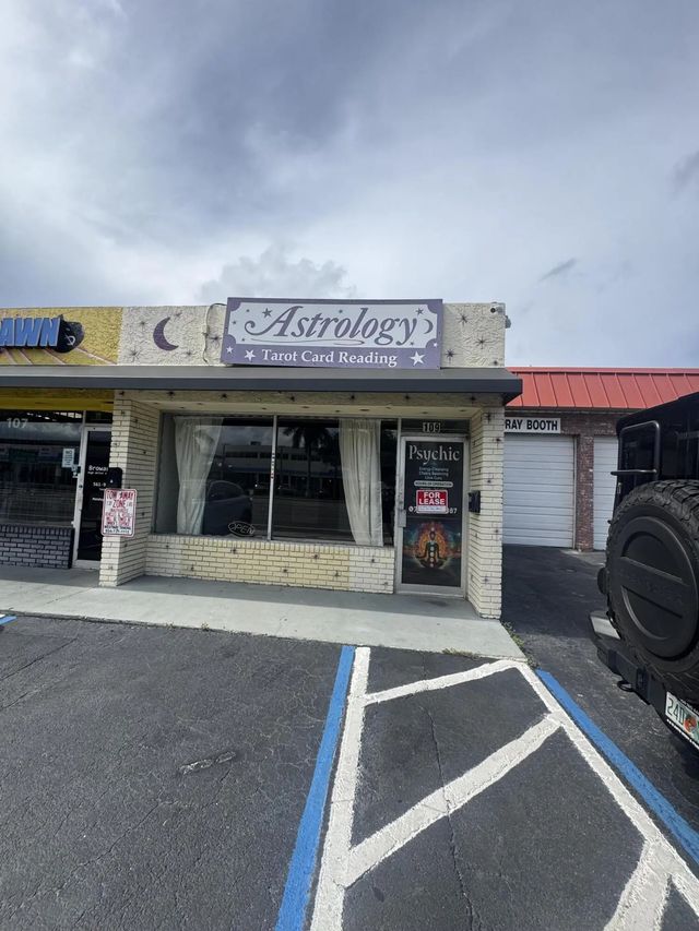 3 of 7 - 109 E Sunrise Boulevard, Fort Lauderdale, FL