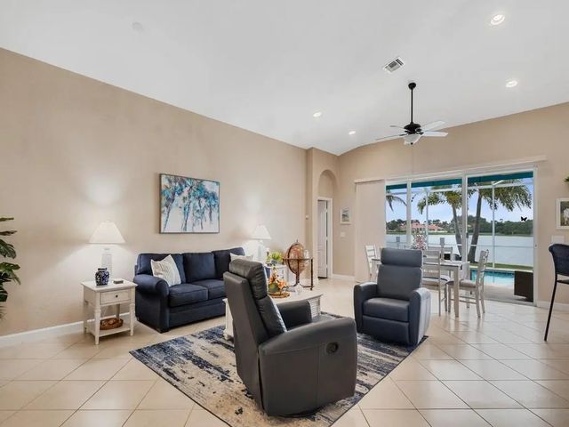 4 of 34 - 6100 Santa Margarito Drive, Fort Pierce, FL