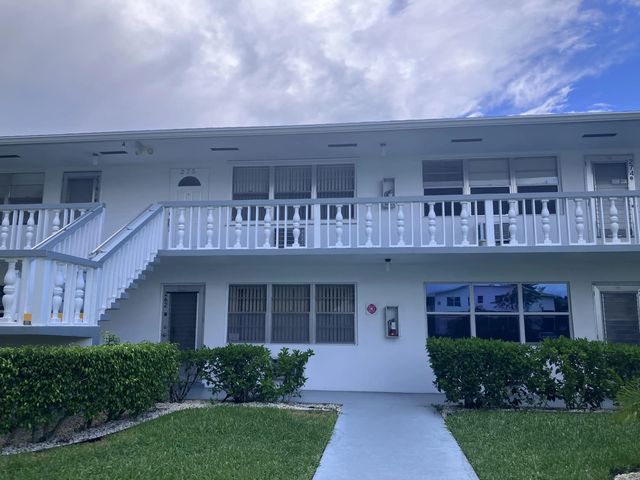 275 Windsor L, West Palm Beach