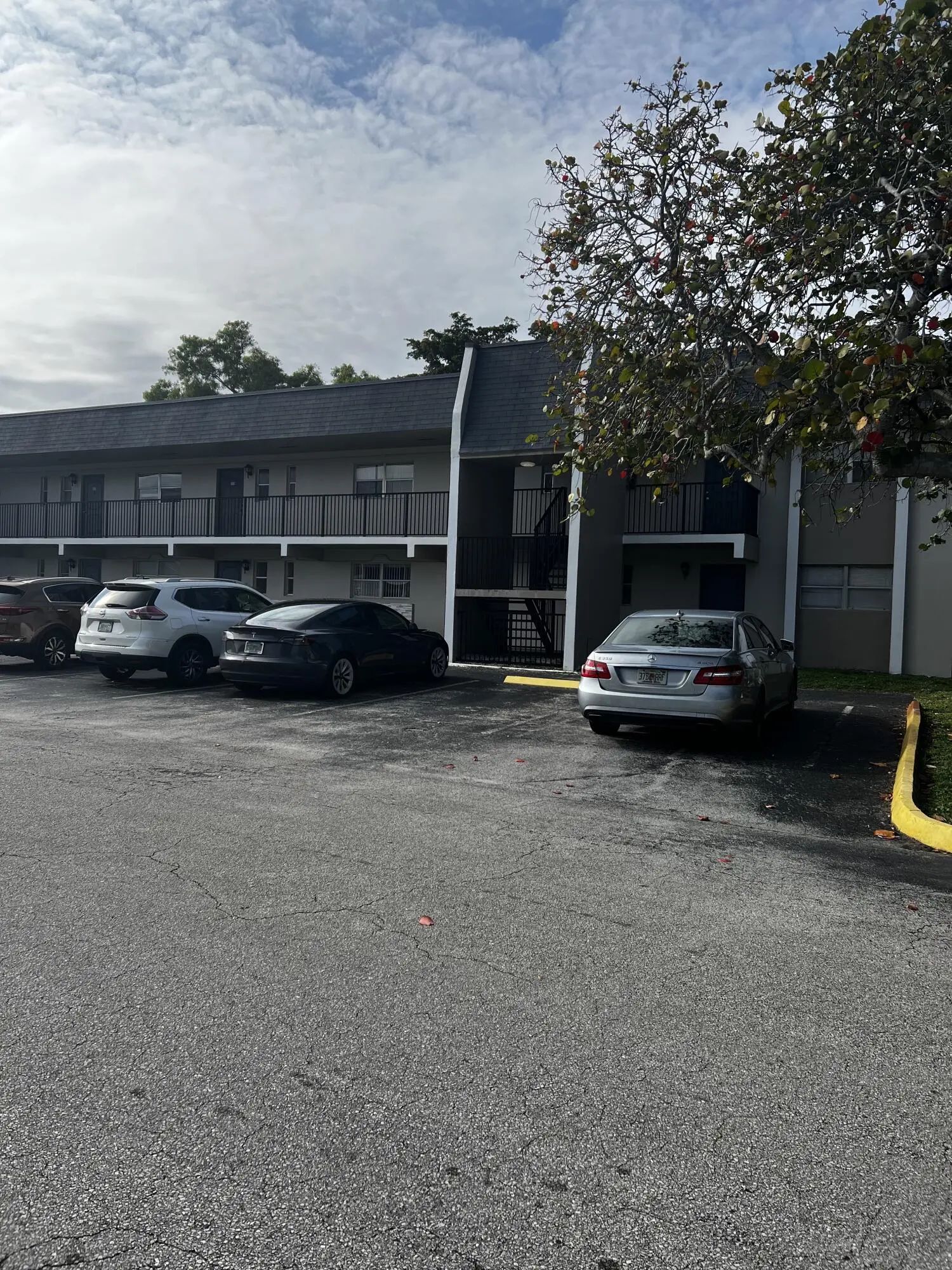 8060 N Colony Circle N #208, Tamarac