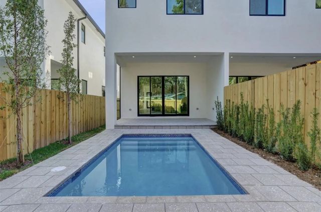 2 of 58 - 606-608 Sw 7th Avenue, Fort Lauderdale, FL