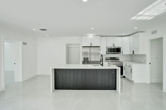 4 of 63 - 3234 Taft Street, Hollywood, FL