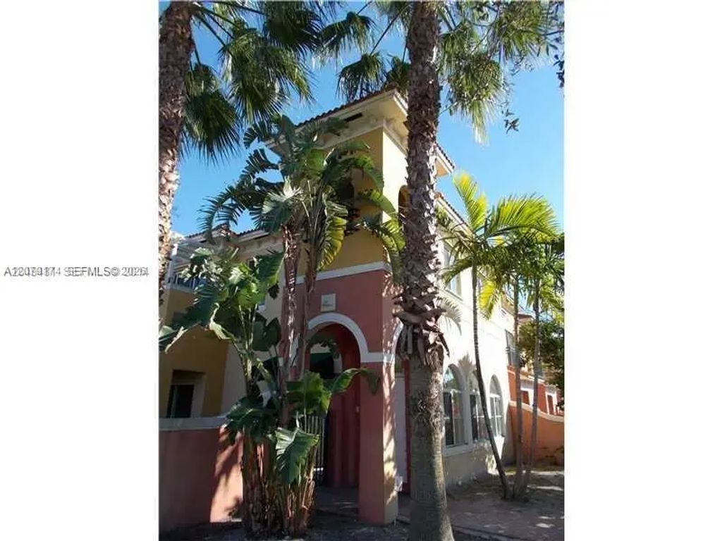 3632 Nw 30th Court #10f, Lauderdale Lakes