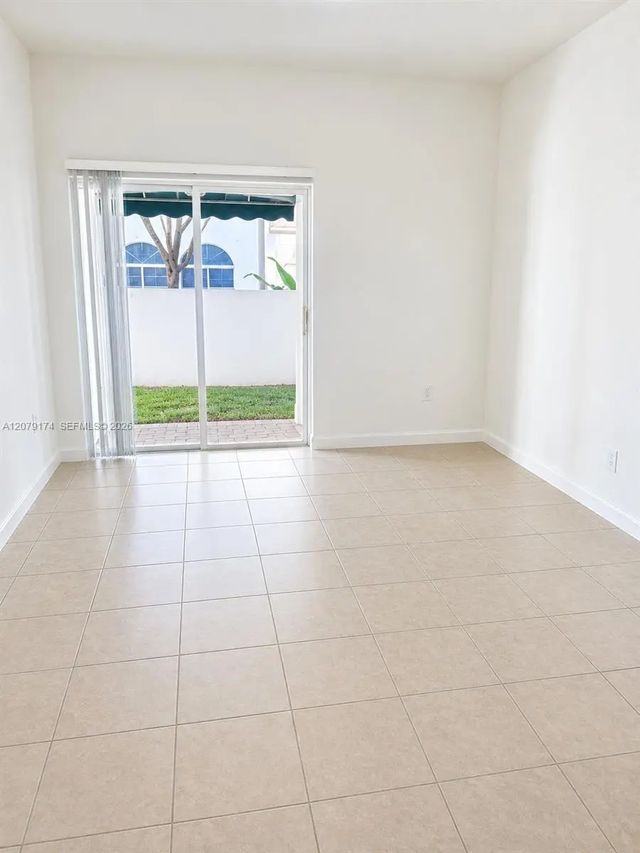 3 of 8 - 3632 Nw 30th Court #10f, Lauderdale Lakes, FL
