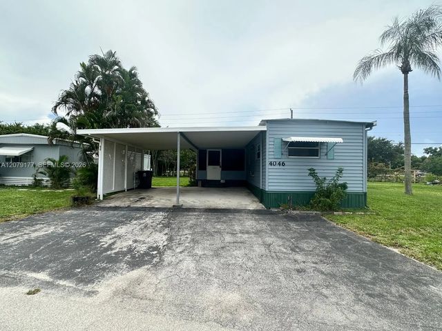 2 of 15 - 4046 67th Lane, Riviera Beach, FL
