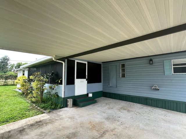 3 of 15 - 4046 67th Lane, Riviera Beach, FL