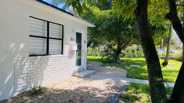 2 of 44 - 841 S 24th Avenue, Hollywood, FL