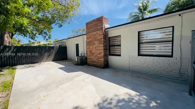 5 of 44 - 841 S 24th Avenue, Hollywood, FL