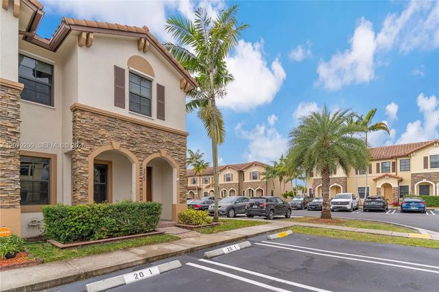 3 of 30 - 3202 Se 6th Street, Homestead, FL