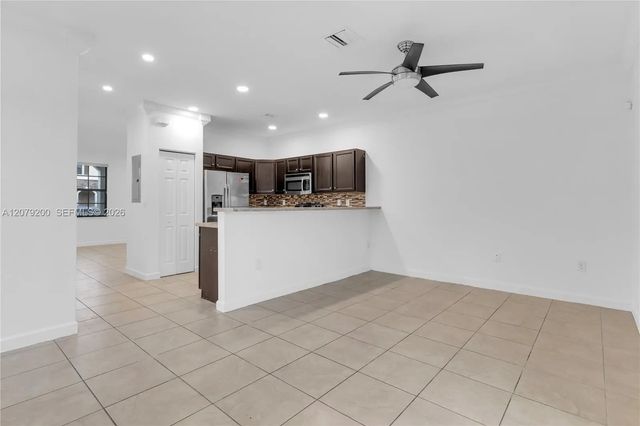 5 of 30 - 3202 Se 6th Street, Homestead, FL