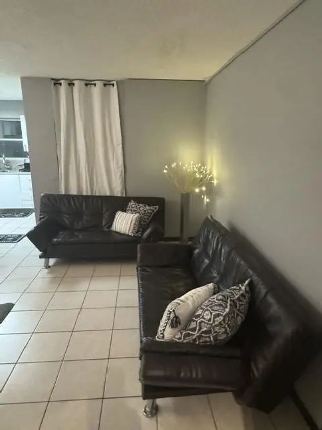 3 of 19 - 713 Collins Avenue #39, Miami Beach, FL